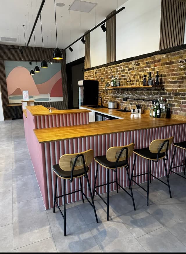 Sewardstone Park Suite