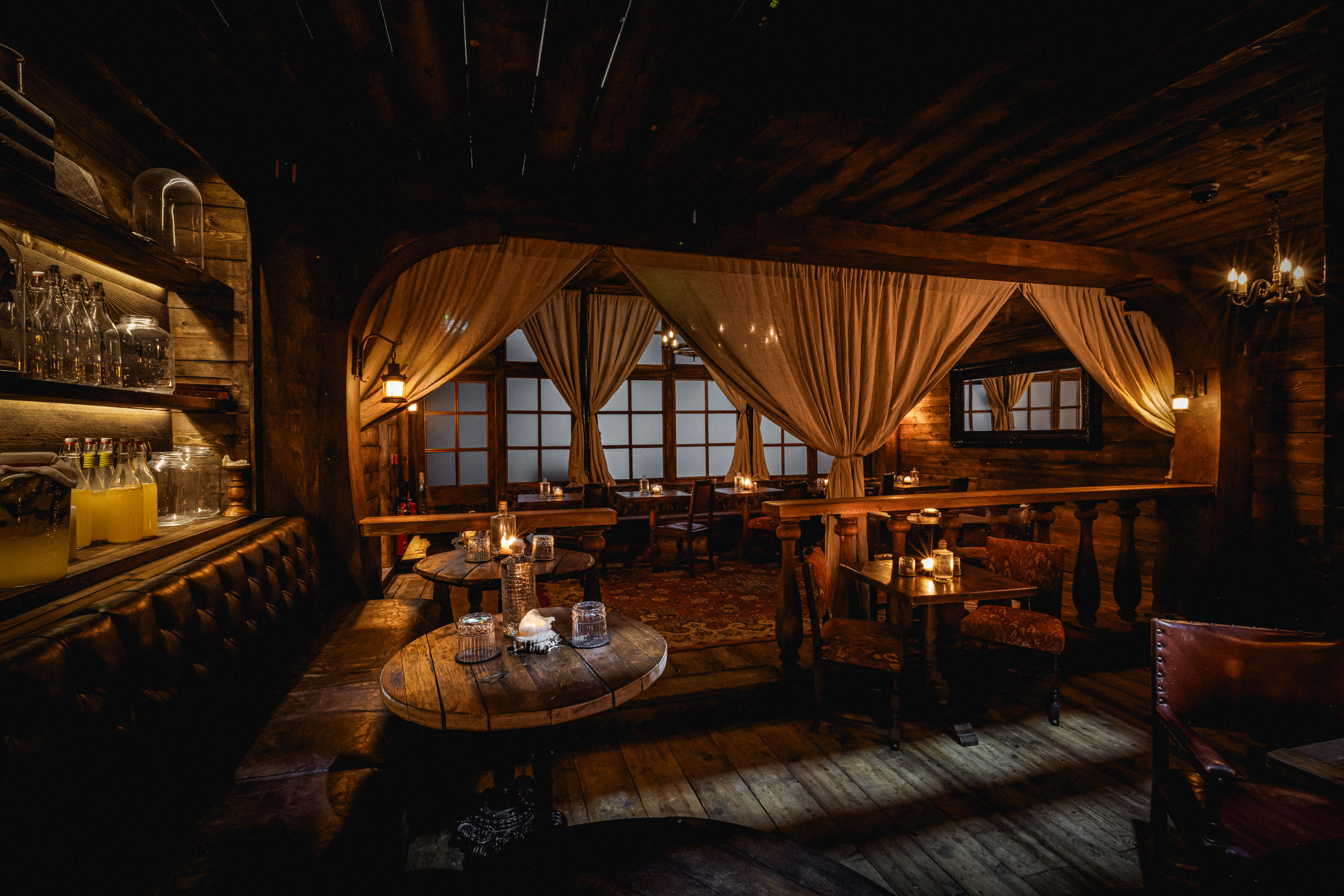 Captain's Quarters rustic VIP dinner space for exclusive networking events. - Banner