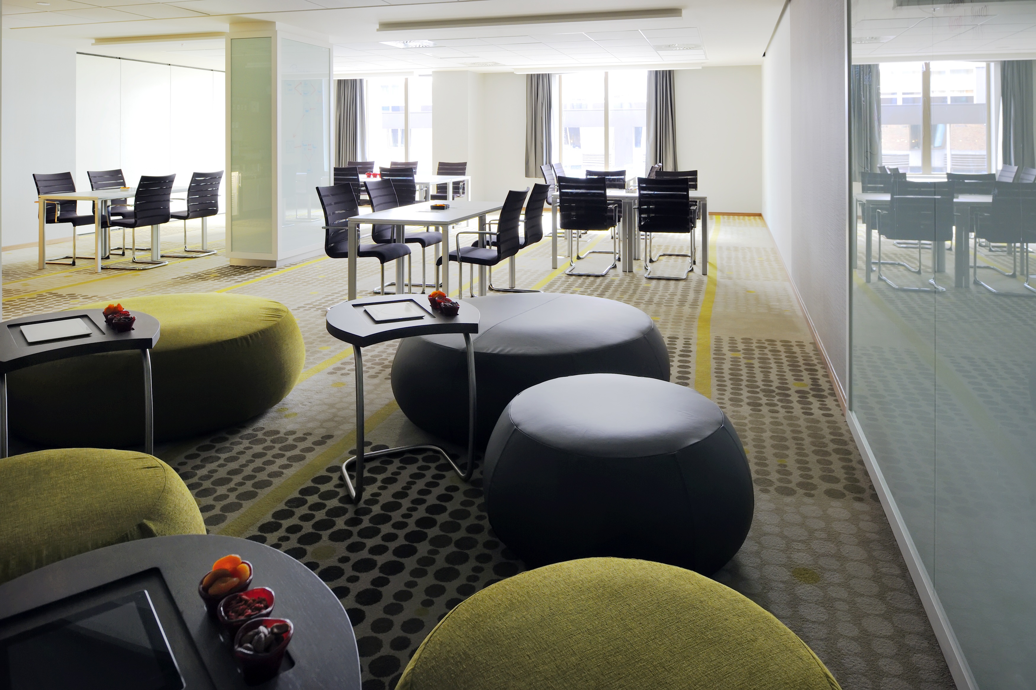 Versatile meeting space at Amsterdam Marriott Hotel for workshops and brainstorming.