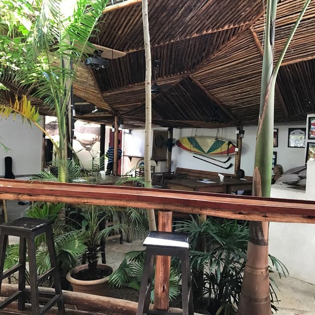 Bar