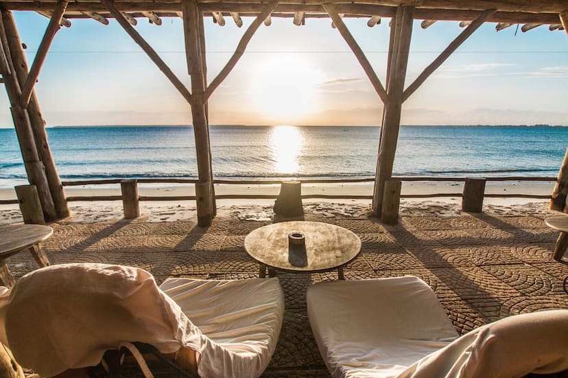 Mediterraneo Hotel & Restaurant, Dar es ...