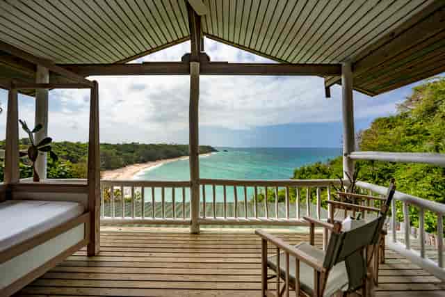 Anderson Bar & Restaurant in The Overhang: serene venue for corporate wellness and incentive retreats.