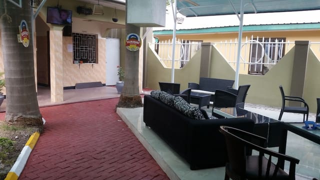 Mexico Lodge meeting room: outdoor breakout area for networking and small group events.