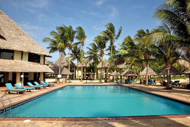 White Sands Resort & Conference Centre ...