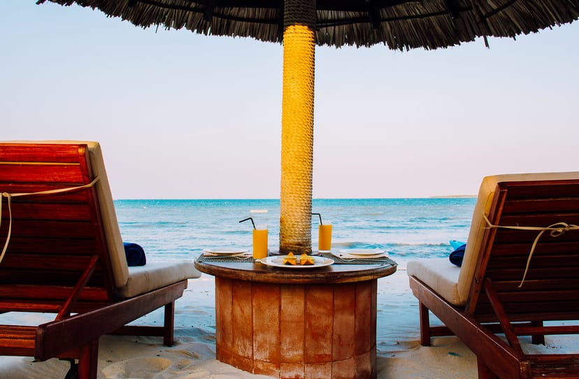 Kisiwa Bar beachfront VIP breakout space for luxury incentive travel and corporate event venues.