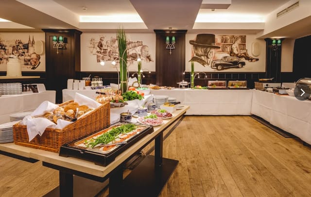 Buffet station at Gilden im Zims Brunnenzimmer for corporate luncheon catering.