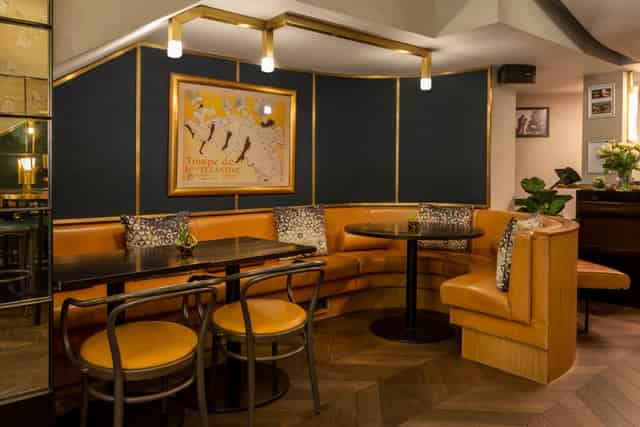 Bar