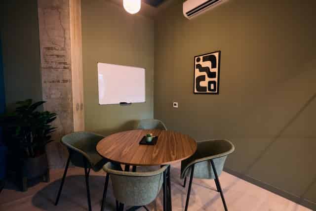 Qube Elephant Lounge & Bar