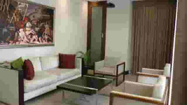 Raphael Meeting Lounge