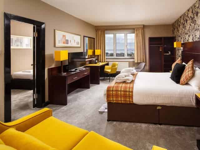 The Windows On The Ocean Suite