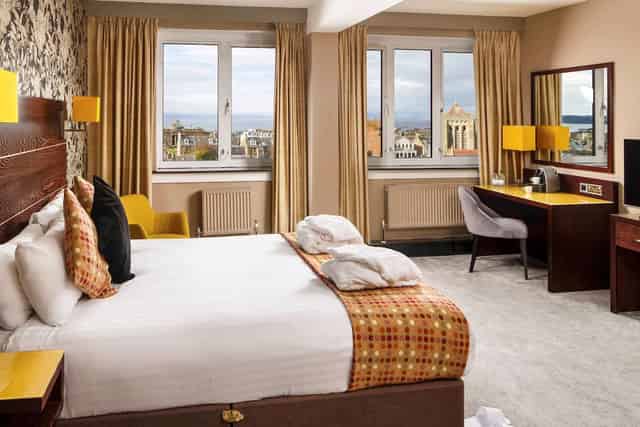 The Windows On The Ocean Suite