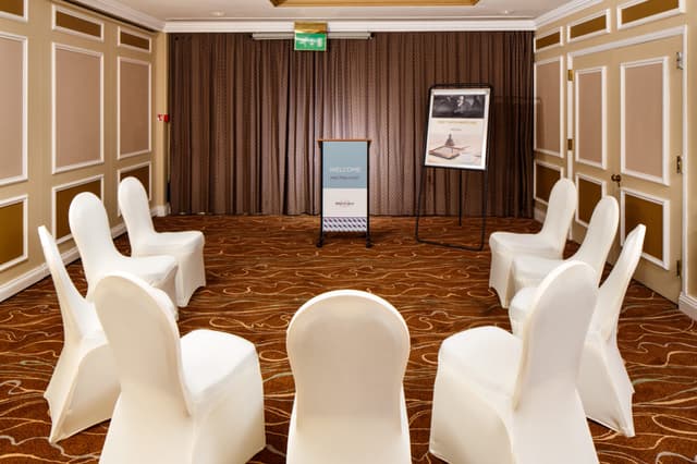 Mercure Livingston Hotel