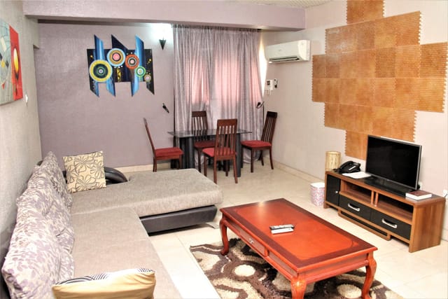 VIP suite for informal breakout sessions and corporate hospitality events at Excellence Hotel.
