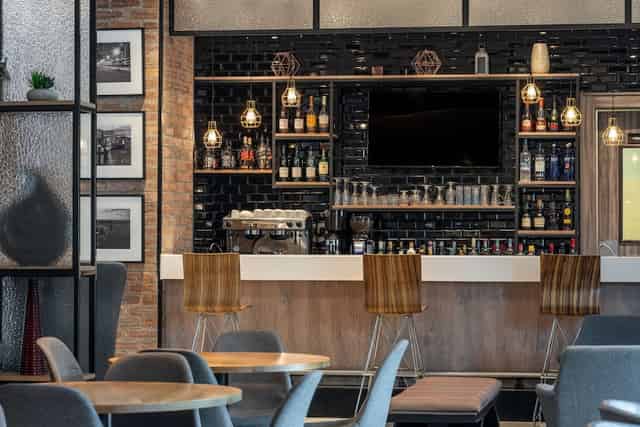 bar