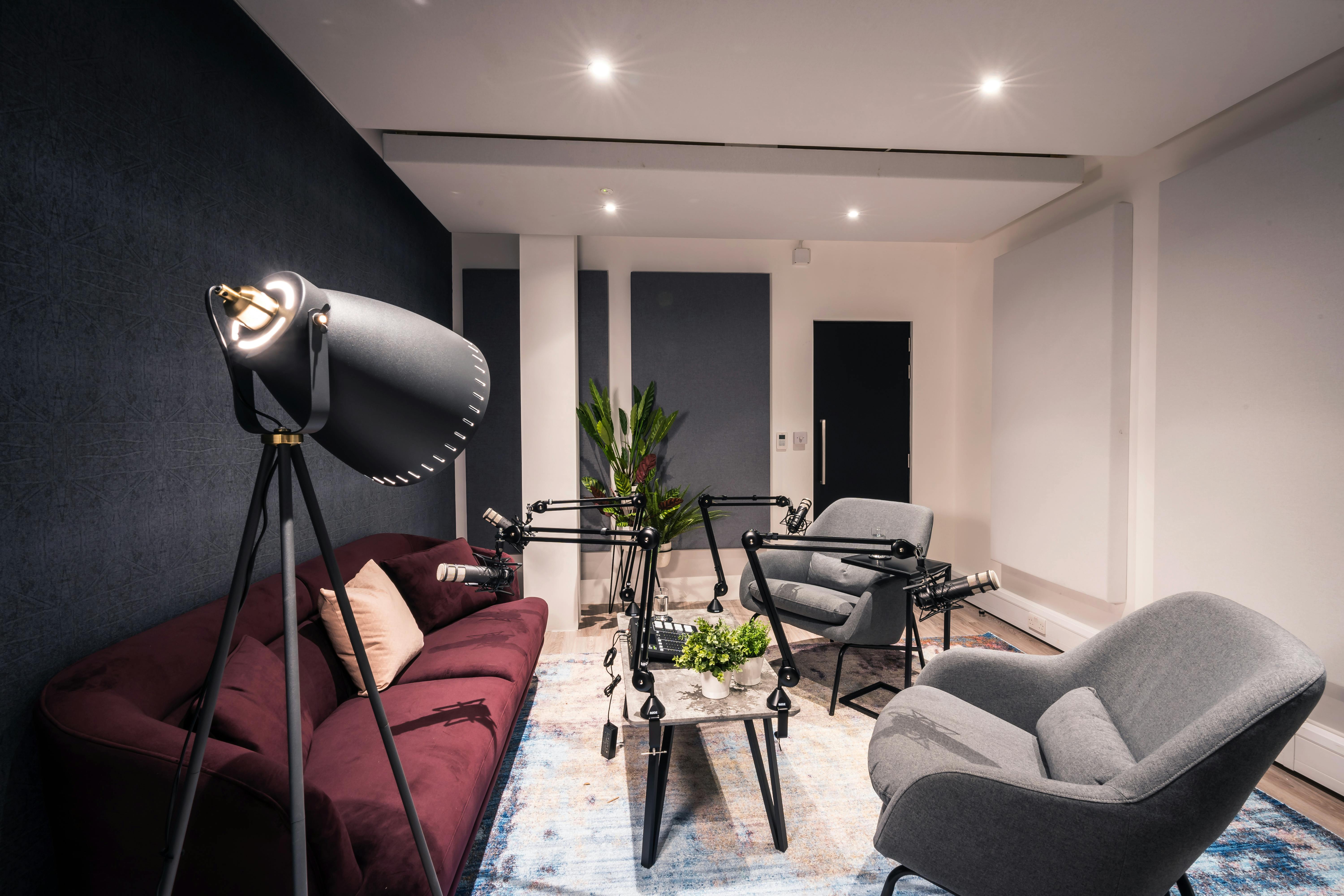 Qube West - Lounge Style Podcast Room image 1