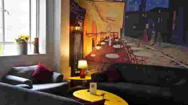 The London Art Bar