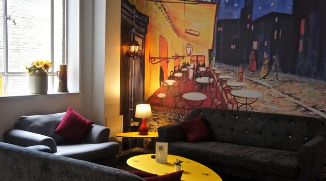 London Art Bar function room: creative workshop breakout space for collaborative team events.