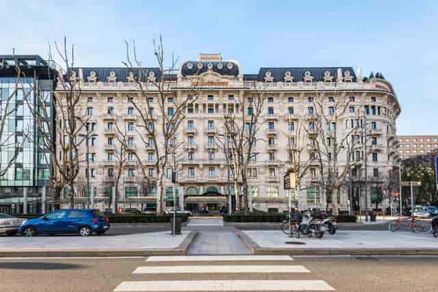 Elegant Excelsior Hotel Gallia in Milan, ideal for luxury corporate events and meetings.
