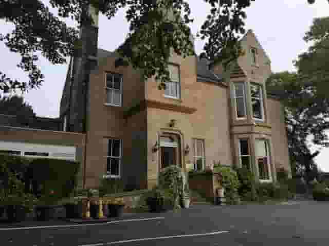 Cumberland Hotel