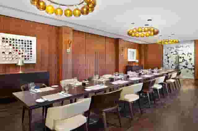 One Square Bar & Brasserie