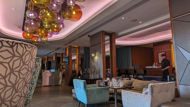 One Square Bar & Brasserie