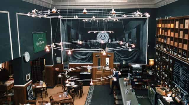 bar