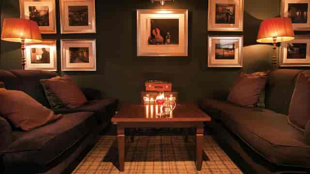 Intimate Hotel du Vin Edinburgh bar space for VIP executive meetings and corporate hospitality.