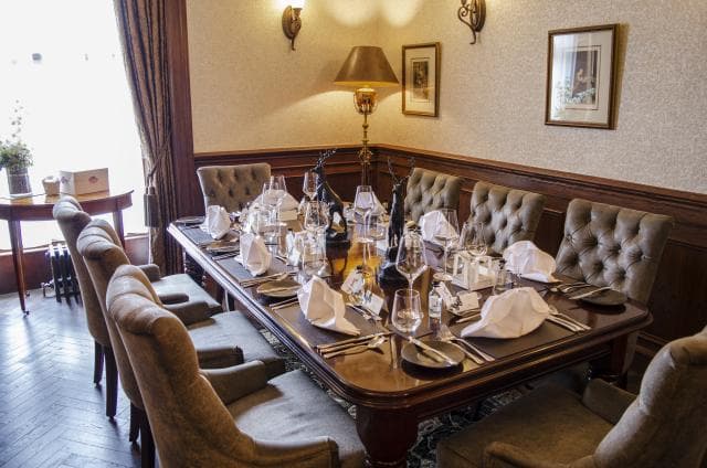 One Square Bar & Brasserie