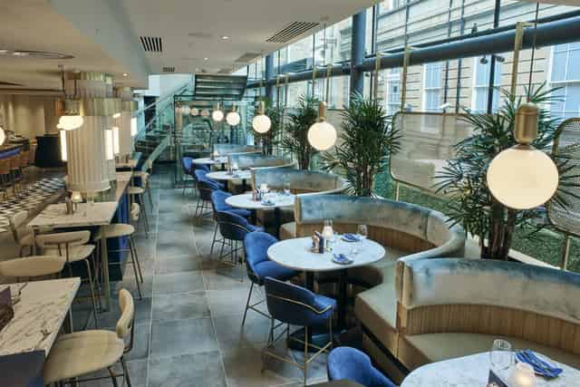 Le Monde Hotel, Bar & Restaurant