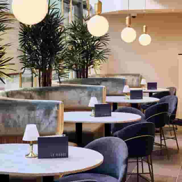 Le Monde Hotel, Bar & Restaurant