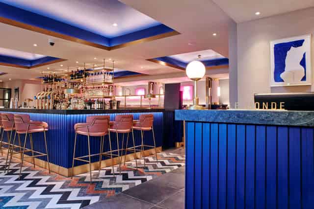 Le Monde Hotel, Bar & Restaurant