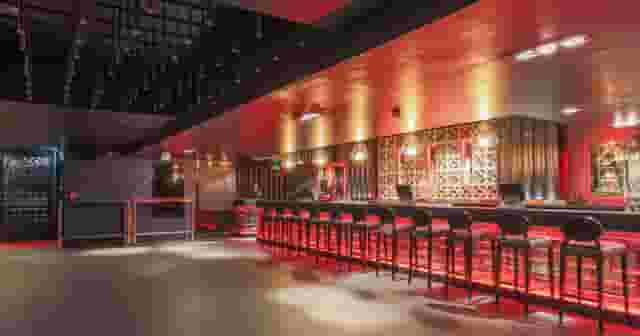 Bar & Restaurant Area