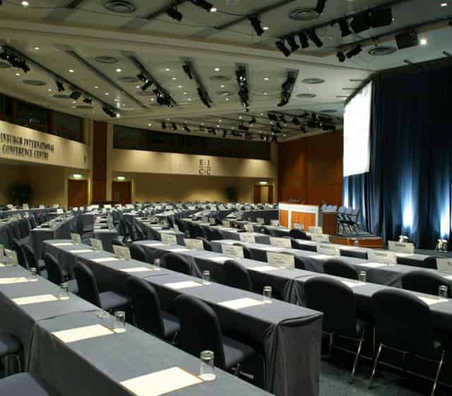 Tausend Room