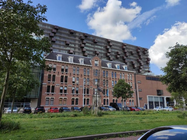 Schiecentrale Event Hall: historic-modern architecture for corporate meetings and galas.