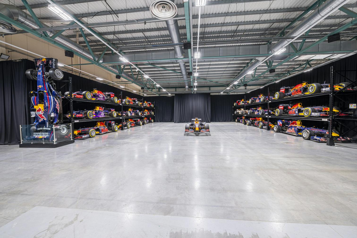 Red Bull Racing Formula One Team - MK-7 Warehouse image 1