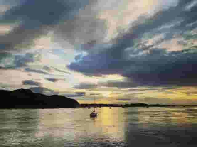Cove Bar