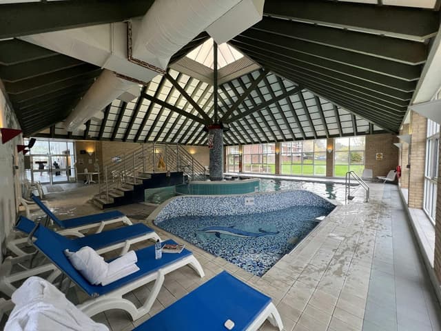 Mercure Leeds Parkway Hotel