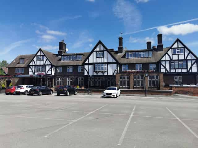 Mercure Leeds Parkway Hotel