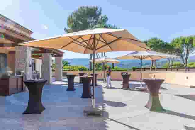 Fayence Meeting Space