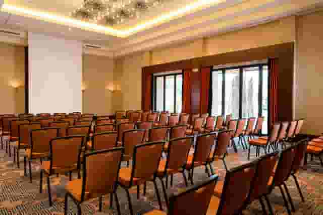 Fayence Meeting Space
