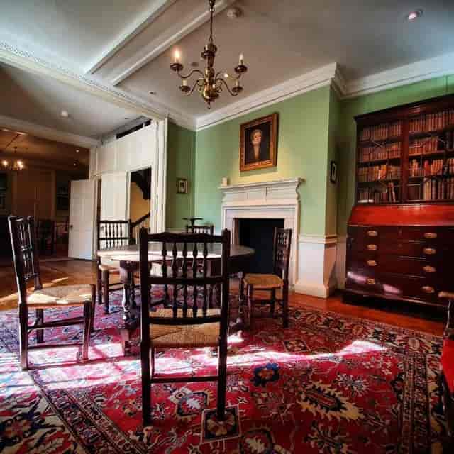 Historic Withdrawing Room for intimate boardroom meetings and executive roundtables.
