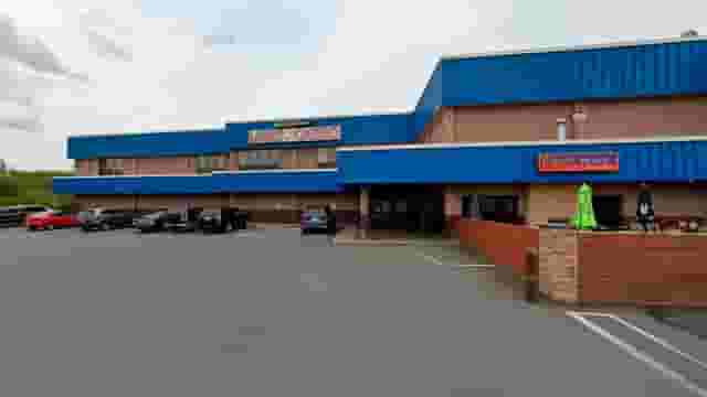 Bowling alley