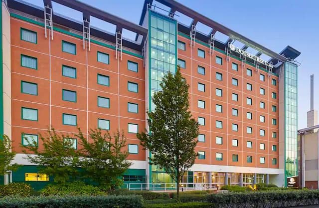 DoubleTree by Hilton Woking