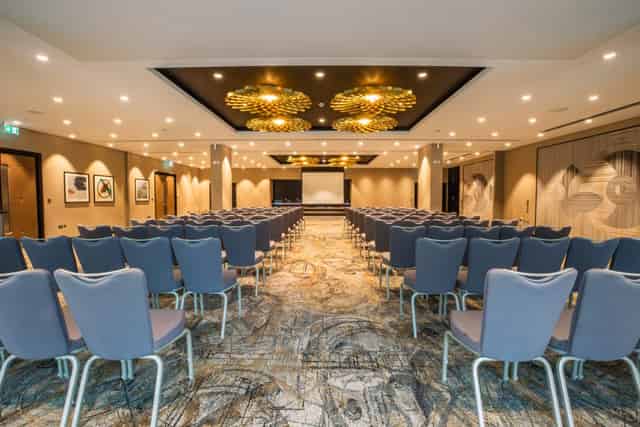 DoubleTree by Hilton Woking