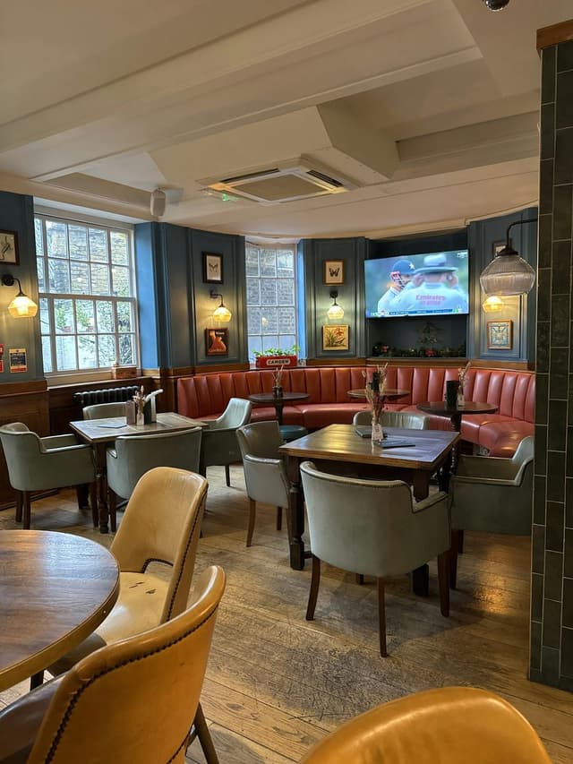 The Manor Arms
