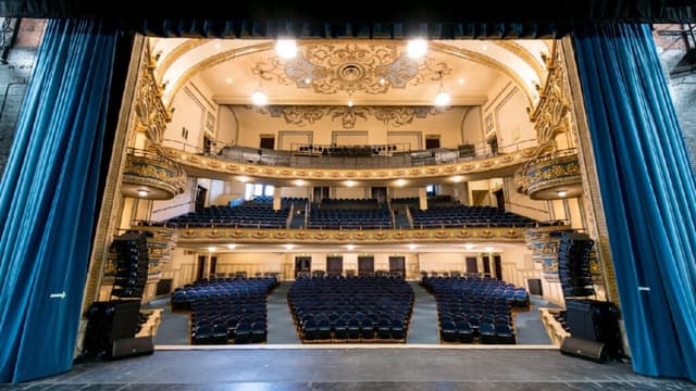 Lyric Theatre