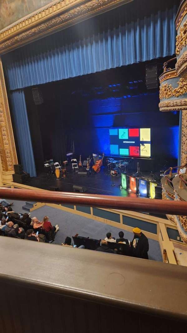 Lyric Theatre
