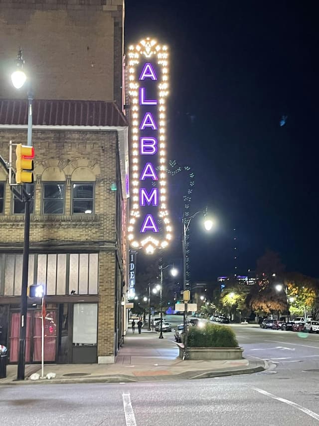 Lyric Theatre