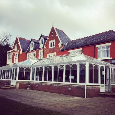 DoubleTree by Hilton St. Anne's Manor