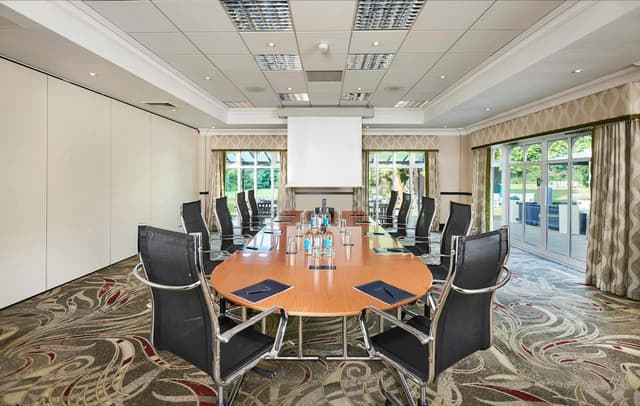 DoubleTree by Hilton St. Anne's Manor